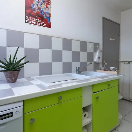 Lumineux Proche Plage, Marche Et Ocean, - Fr-1-239-448